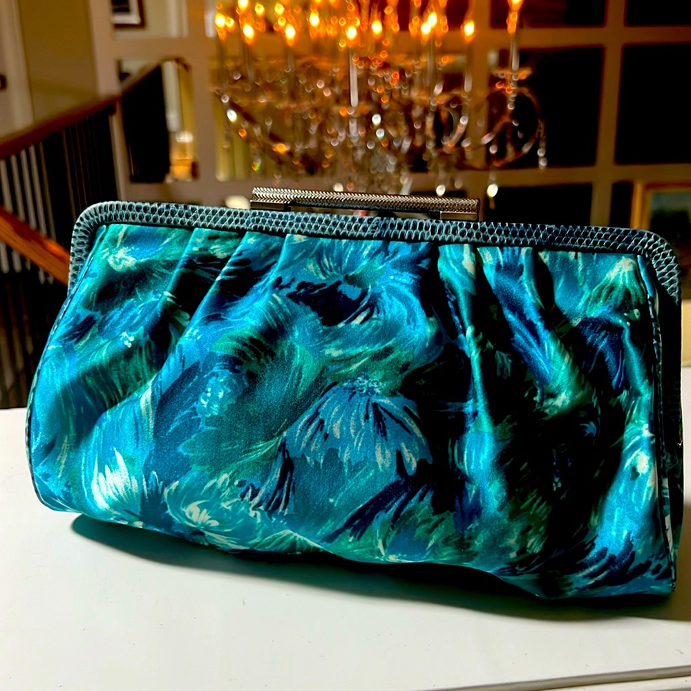 Ann Taylor Clutch bag